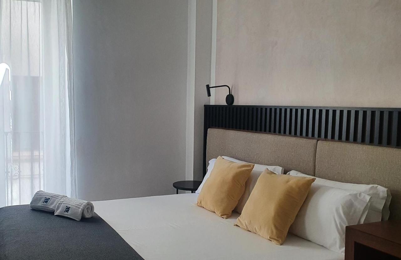 Isa Sevilla Suites Luaran gambar
