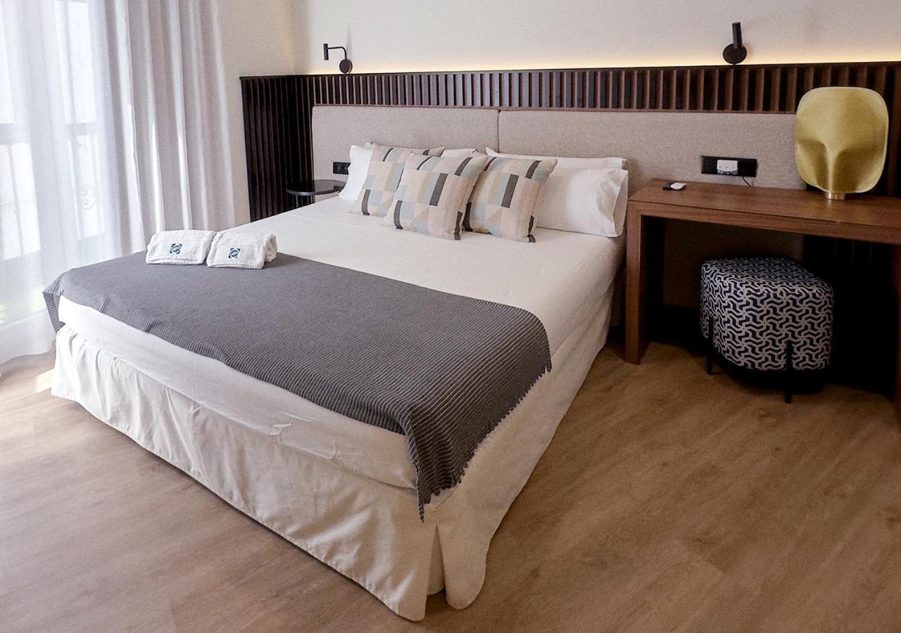 Isa Sevilla Suites Luaran gambar