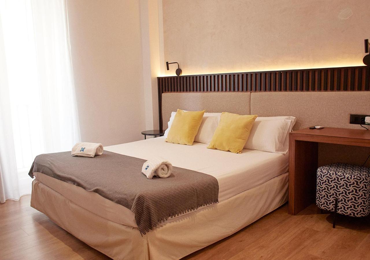 Isa Sevilla Suites Luaran gambar