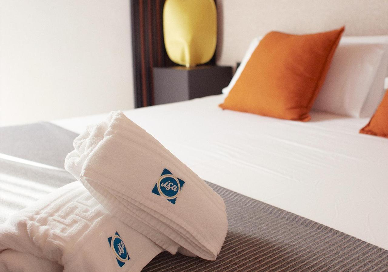 Isa Sevilla Suites Luaran gambar
