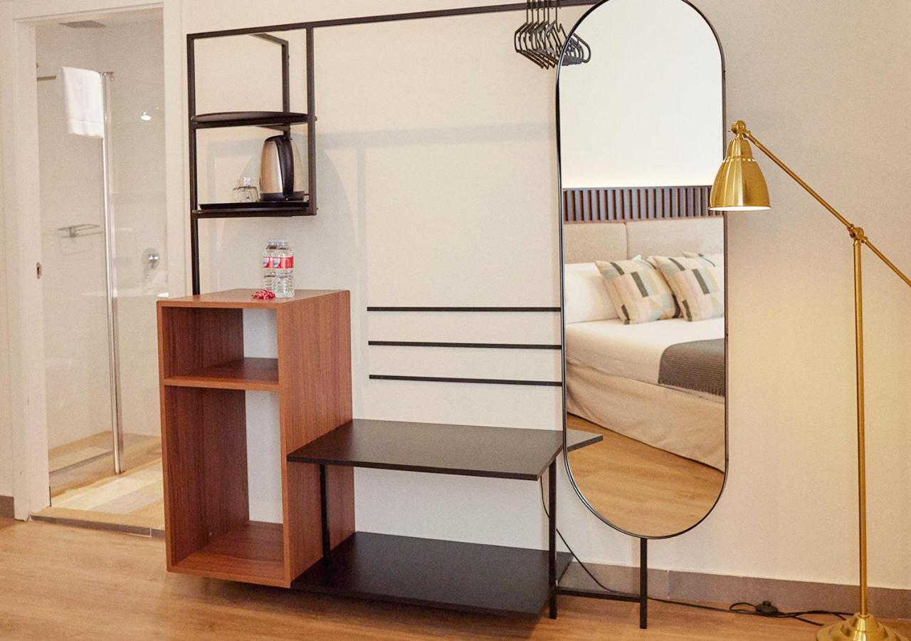 Isa Sevilla Suites Luaran gambar