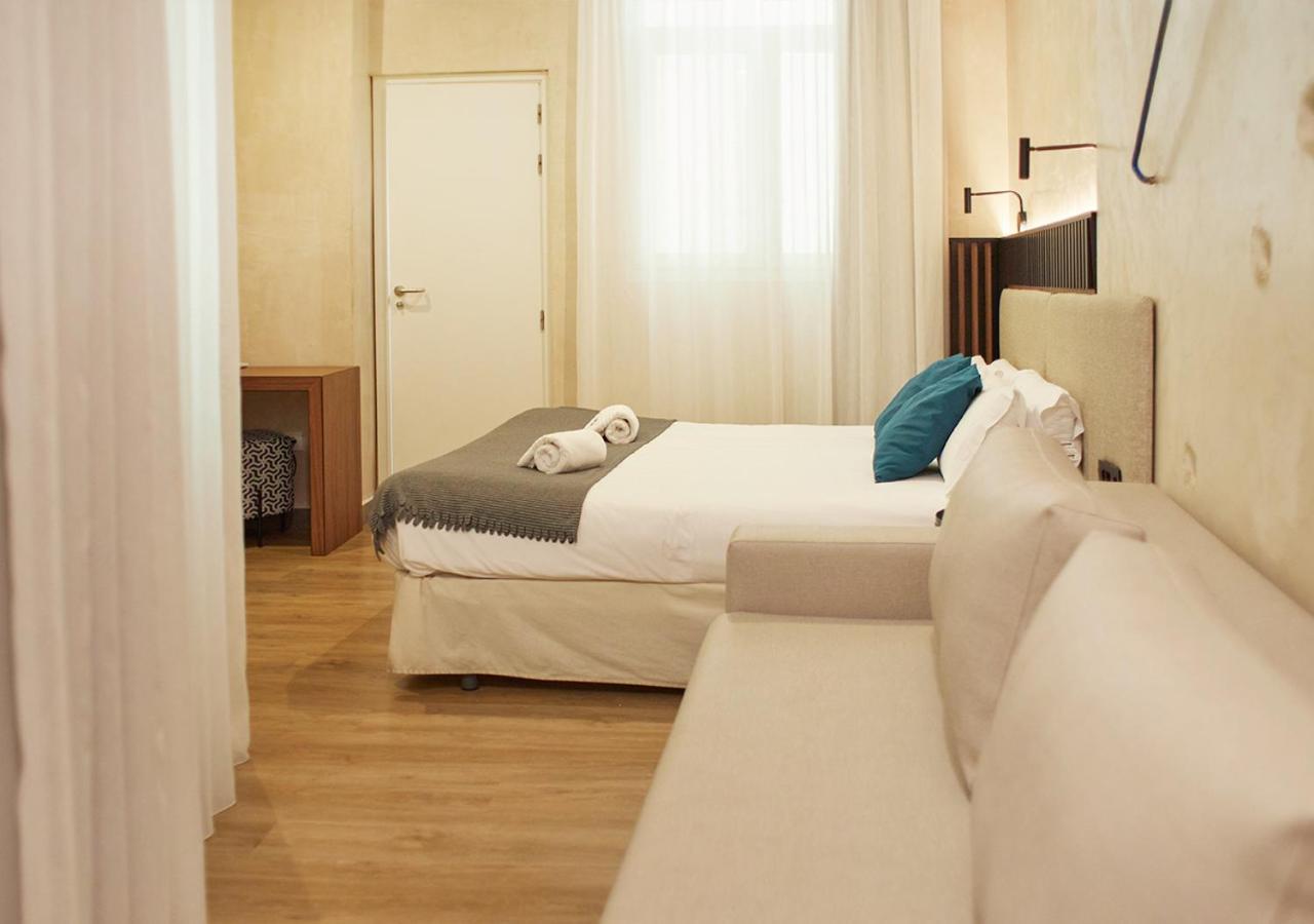 Isa Sevilla Suites Luaran gambar